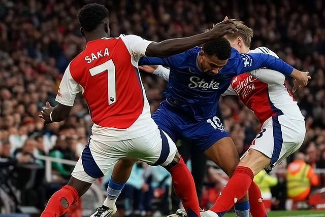 明智之举？米兰杯赛出局未必是坏事，单线作战只为全力冲击意甲桂冠（杯赛折戟或成利好，米兰单线专注冲击意甲桂冠）