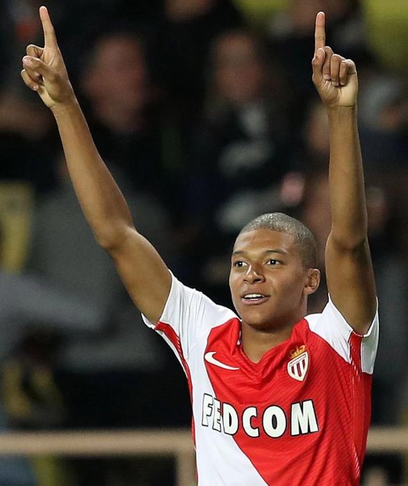 广岛主帅：申花在身体和速度方面很出色，J联赛球队技术细腻（广岛主帅赞申花身体与速度出众，称J联赛以细腻技术见长）